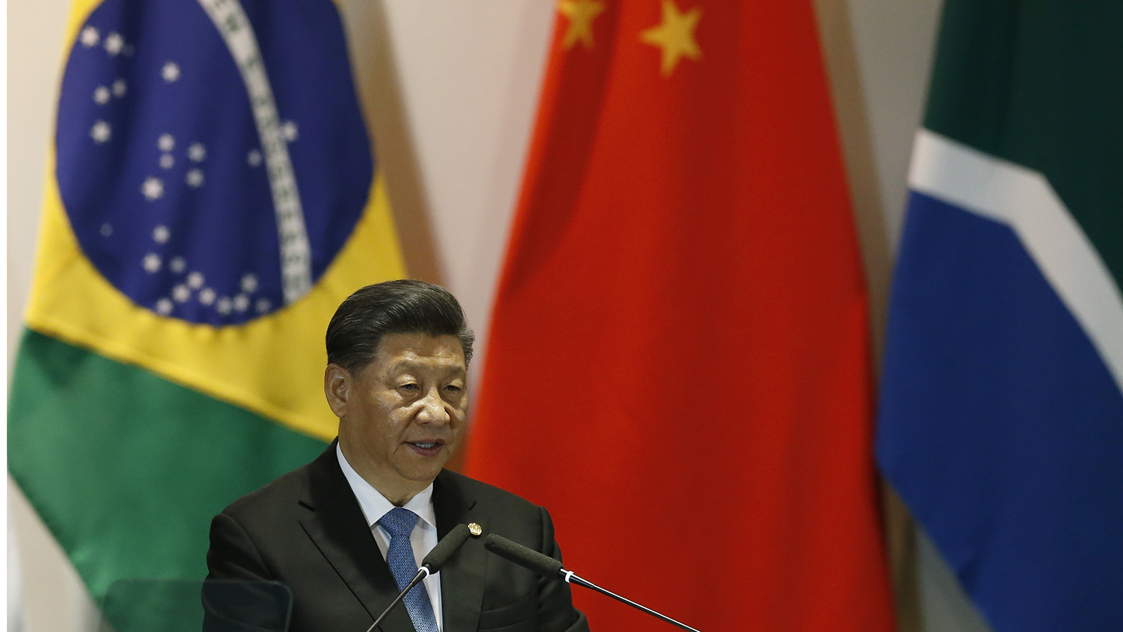 2019年11月14日，中国国家主席习近平在巴西利亚出席金砖国家领导人会晤时，对香港局势作了明确的表态。他强调“止暴制乱、恢复秩序是香港当前最紧迫的任务。”（美联社）