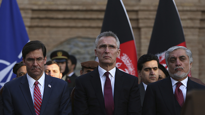 北约组织秘书长斯托尔滕贝格（Jens Stoltenberg）（中）（美联社）