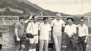 127937374 197107greatwall.alpfed.sec.mickyoungalppres.tomburnsstephenfitzgeraldgoughwhitlamagric.spokesmanrexpattersongrahamfreudenberg